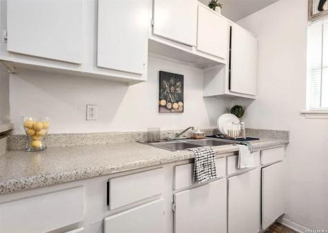 4442 Weaver Road Houston TX 77016