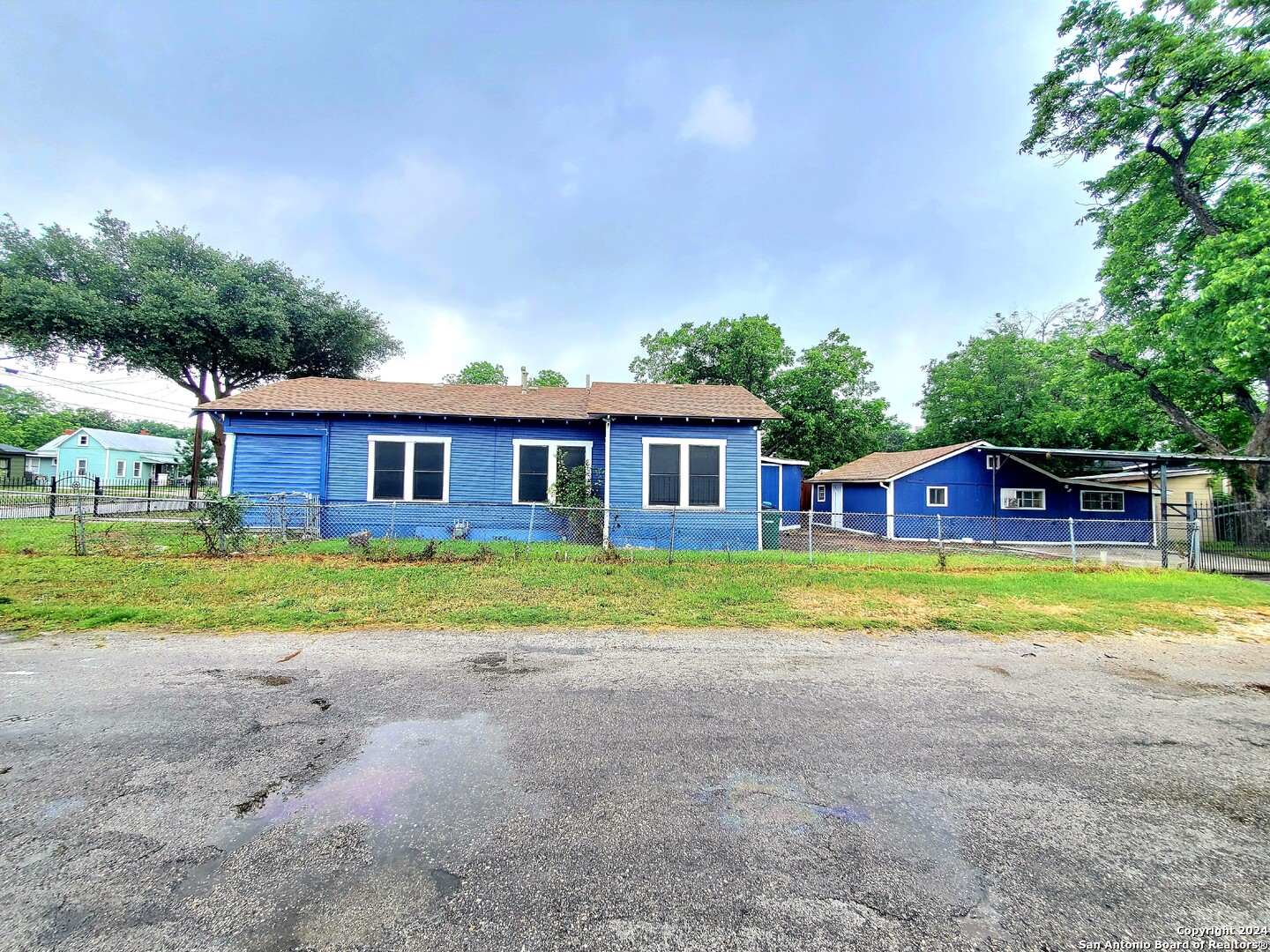 933 Lamar Street San Antonio TX 78202