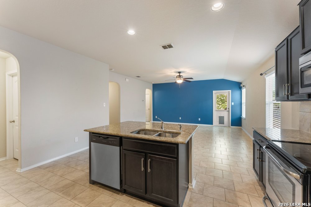 11738 Garnet Sunset San Antonio TX 78245