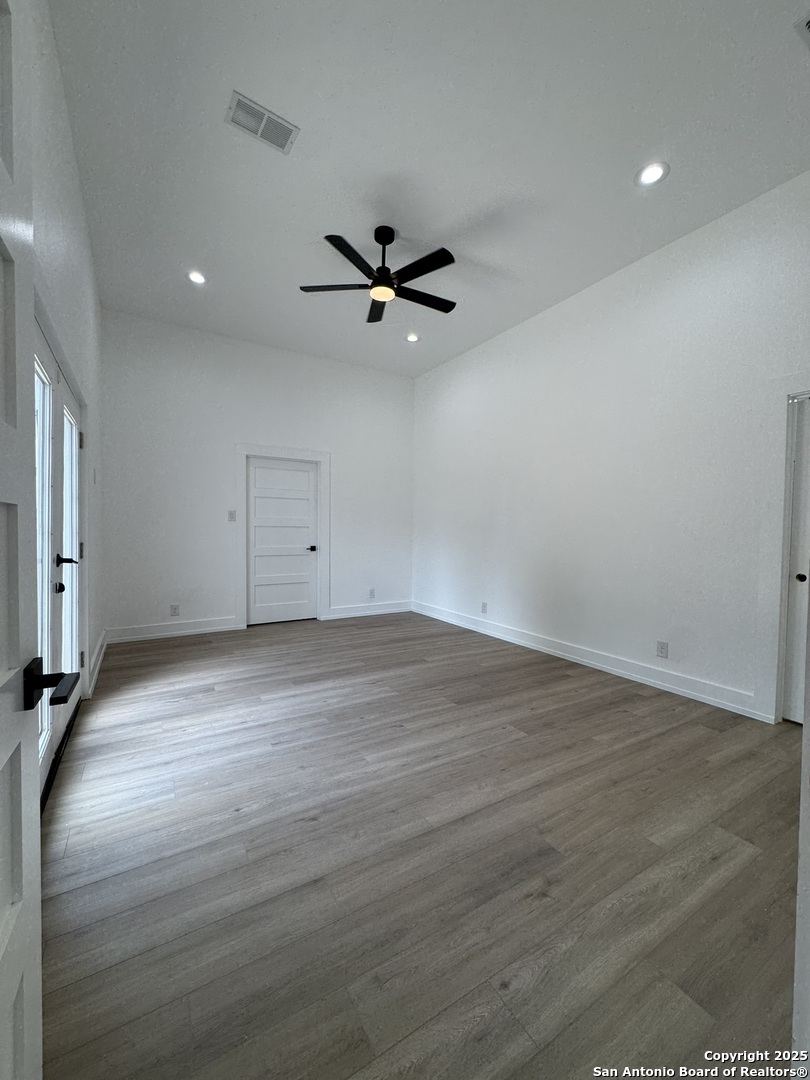 105 Forrest San Antonio TX 78204