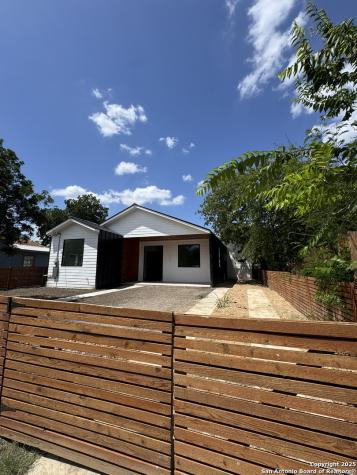 105 Forrest San Antonio TX 78204