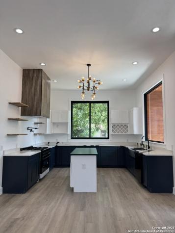 105 Forrest San Antonio TX 78204