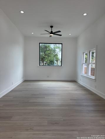 105 Forrest San Antonio TX 78204
