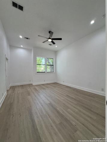 105 Forrest San Antonio TX 78204