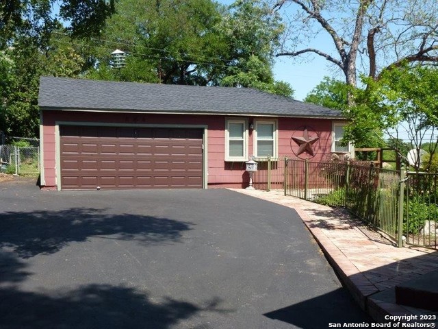 149 Downing Drive San Antonio TX 78209