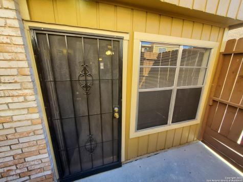 911-Y Vance Jackson Road San Antonio TX 78201