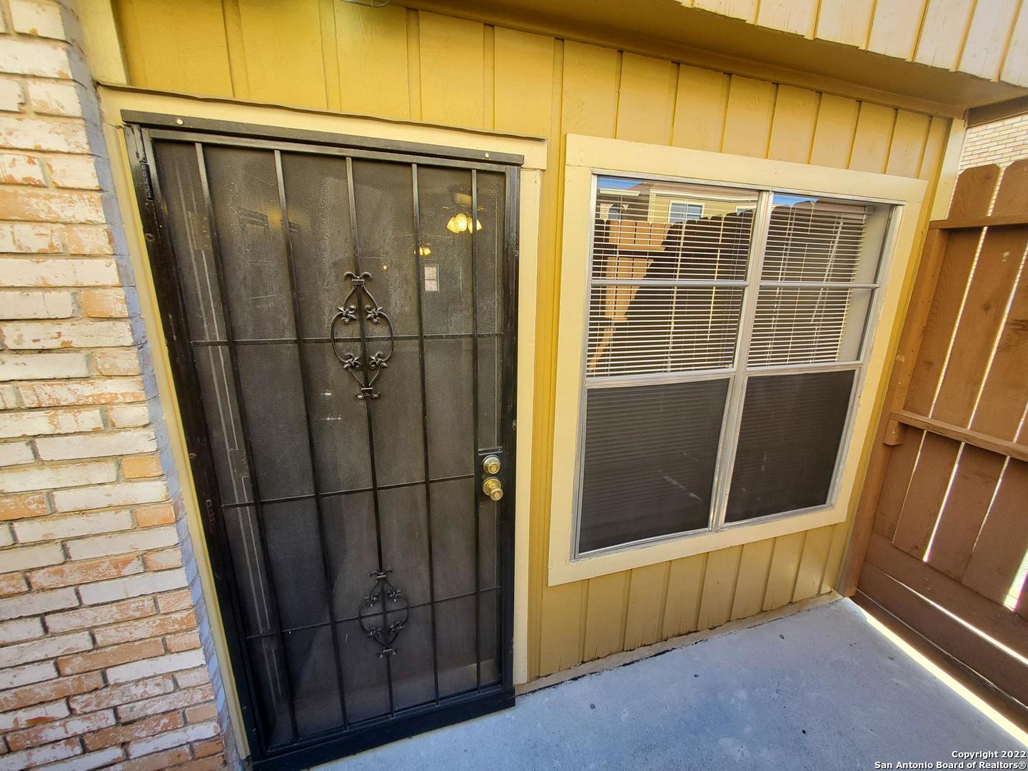911-Y Vance Jackson Road San Antonio TX 78201