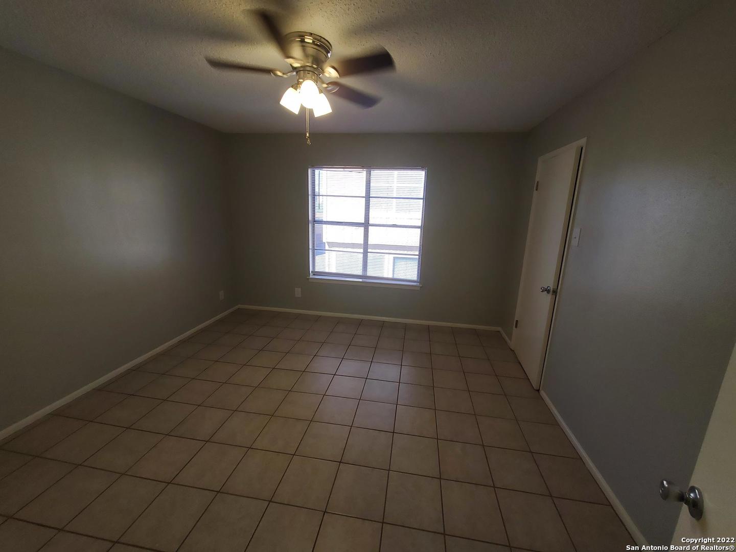911-Y Vance Jackson Road San Antonio TX 78201