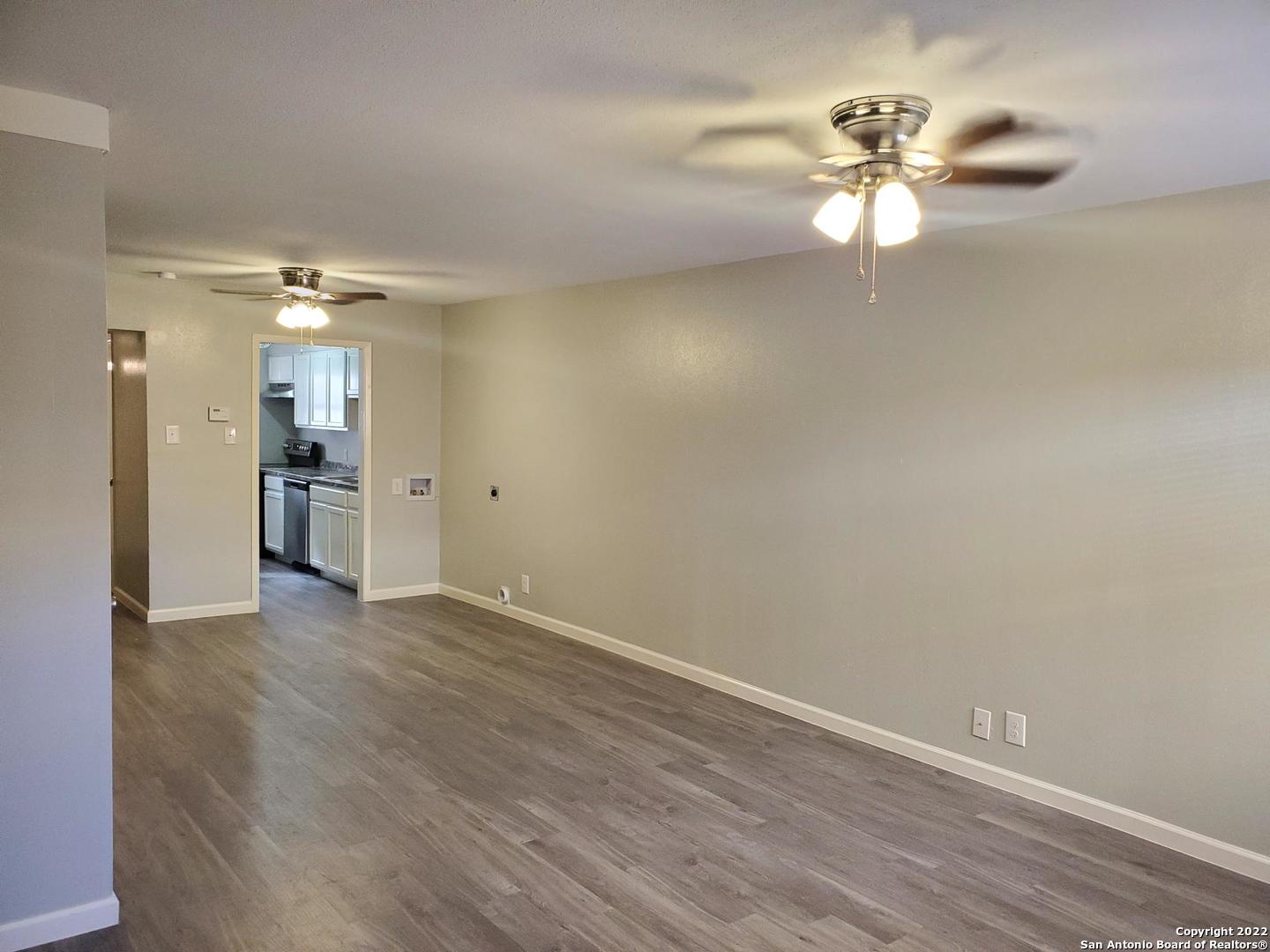 911-Y Vance Jackson Road San Antonio TX 78201
