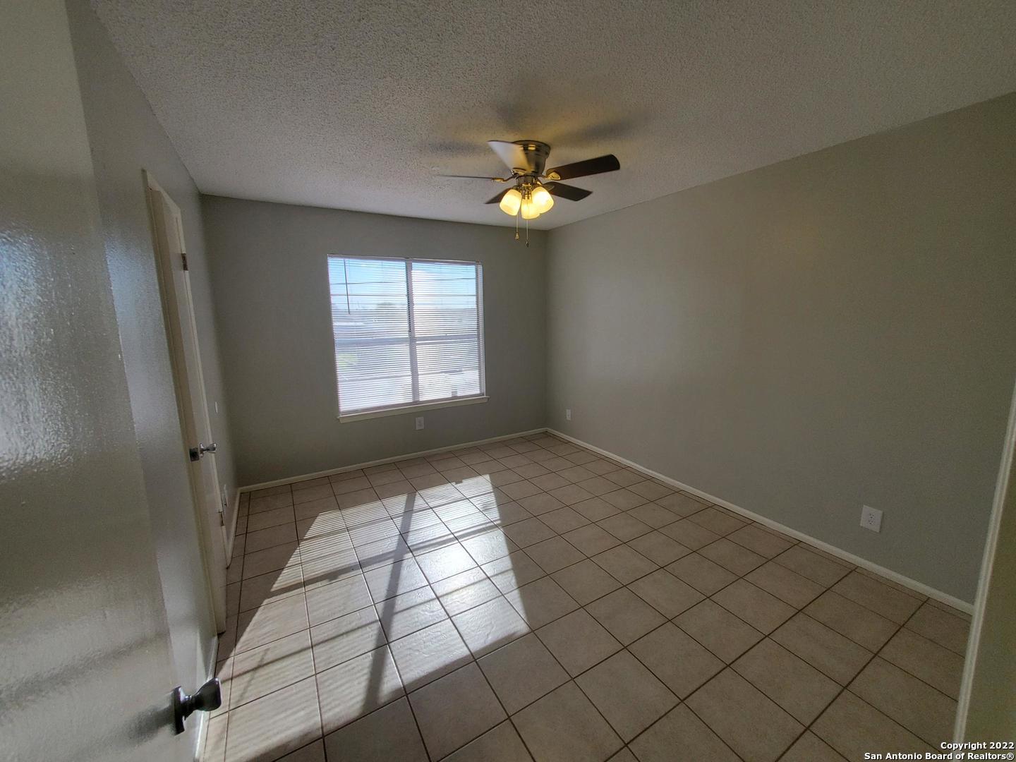 911-Y Vance Jackson Road San Antonio TX 78201