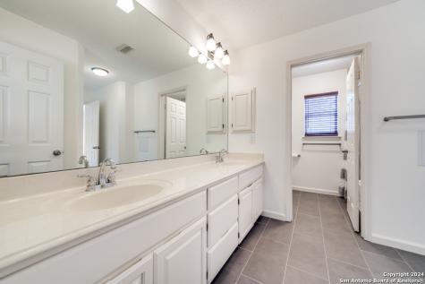 16310 Sacre Couer San Antonio TX 78232