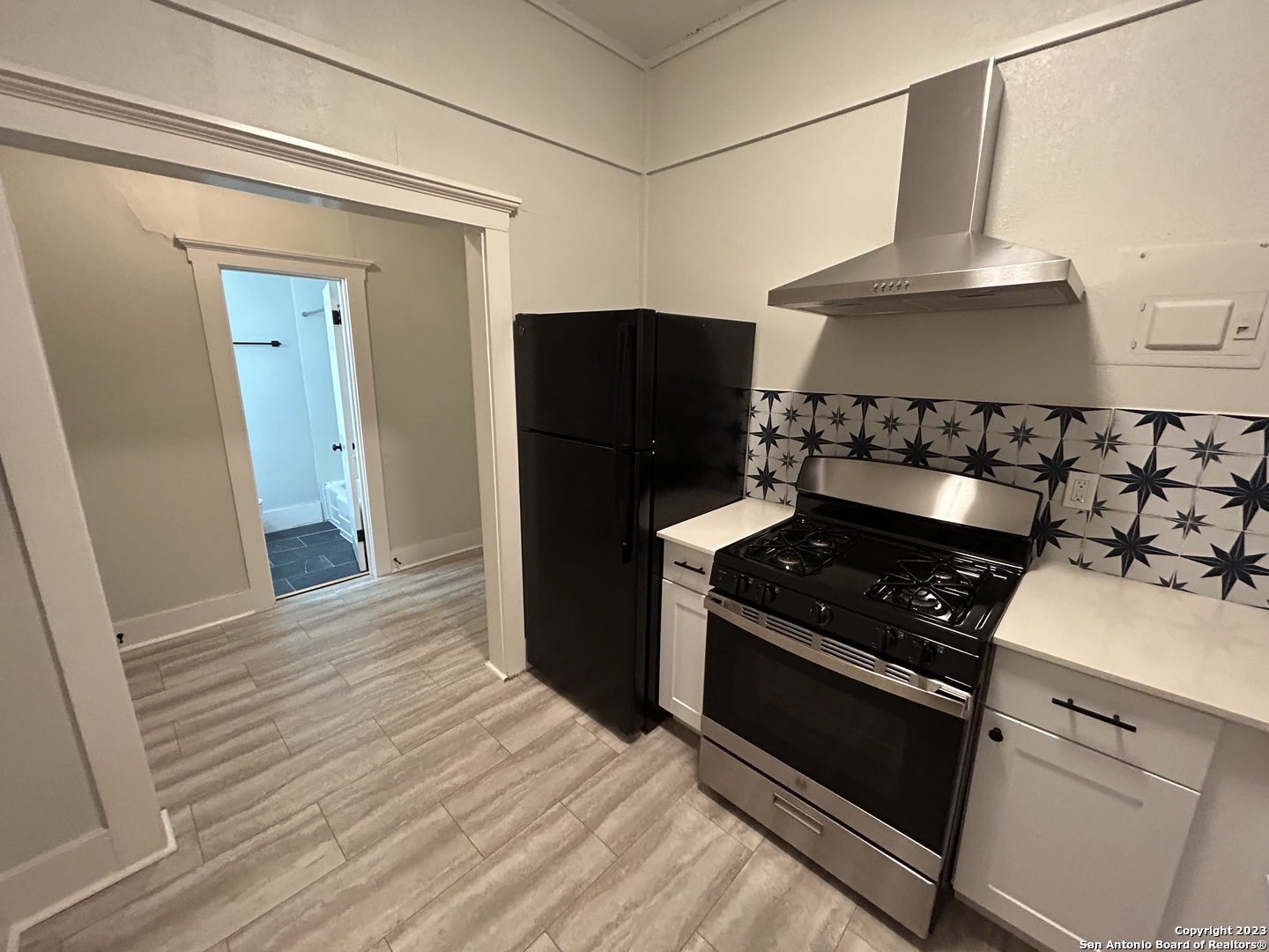 407 E Locust Street San Antonio TX 78212