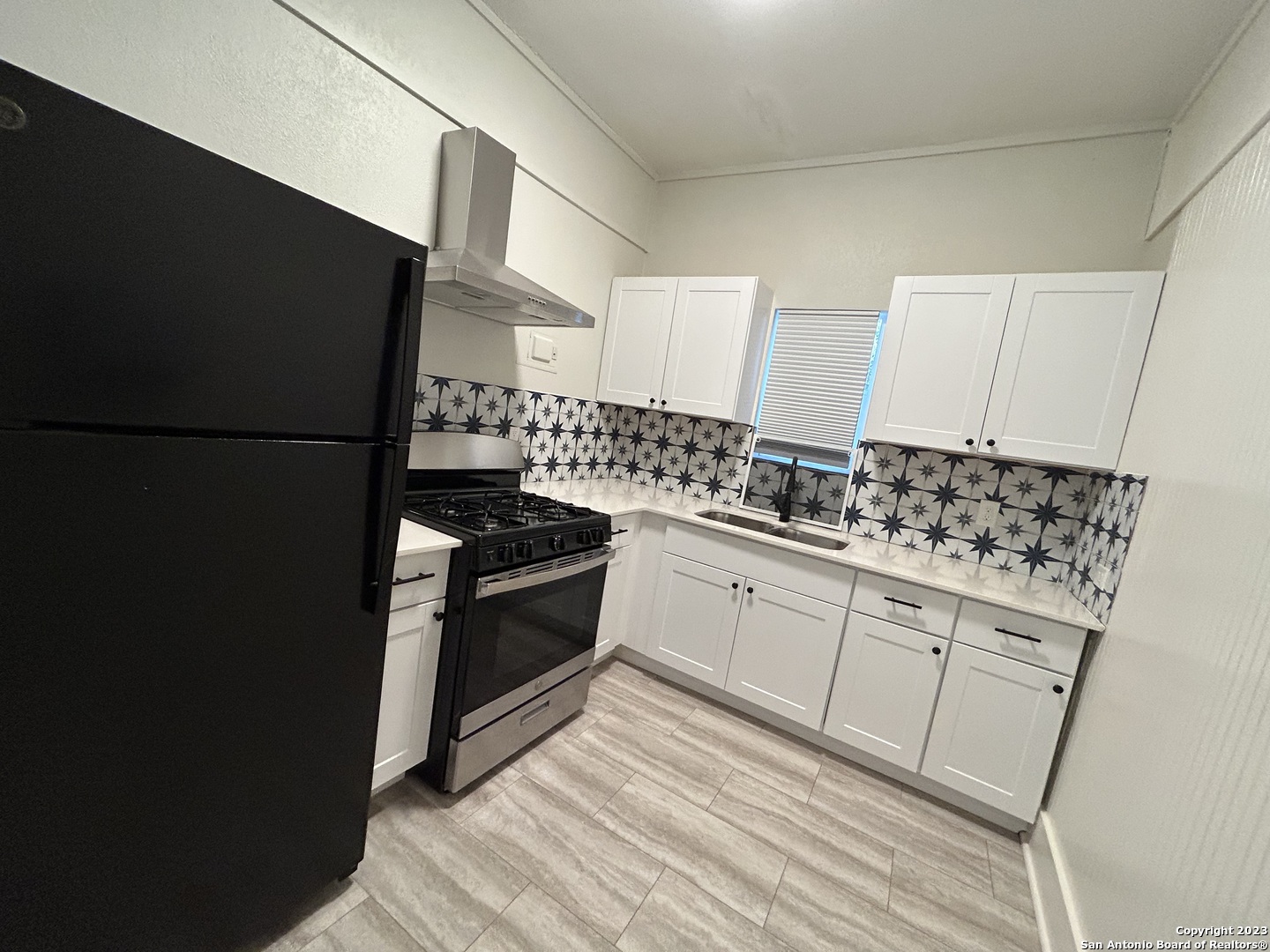 407 E Locust Street San Antonio TX 78212
