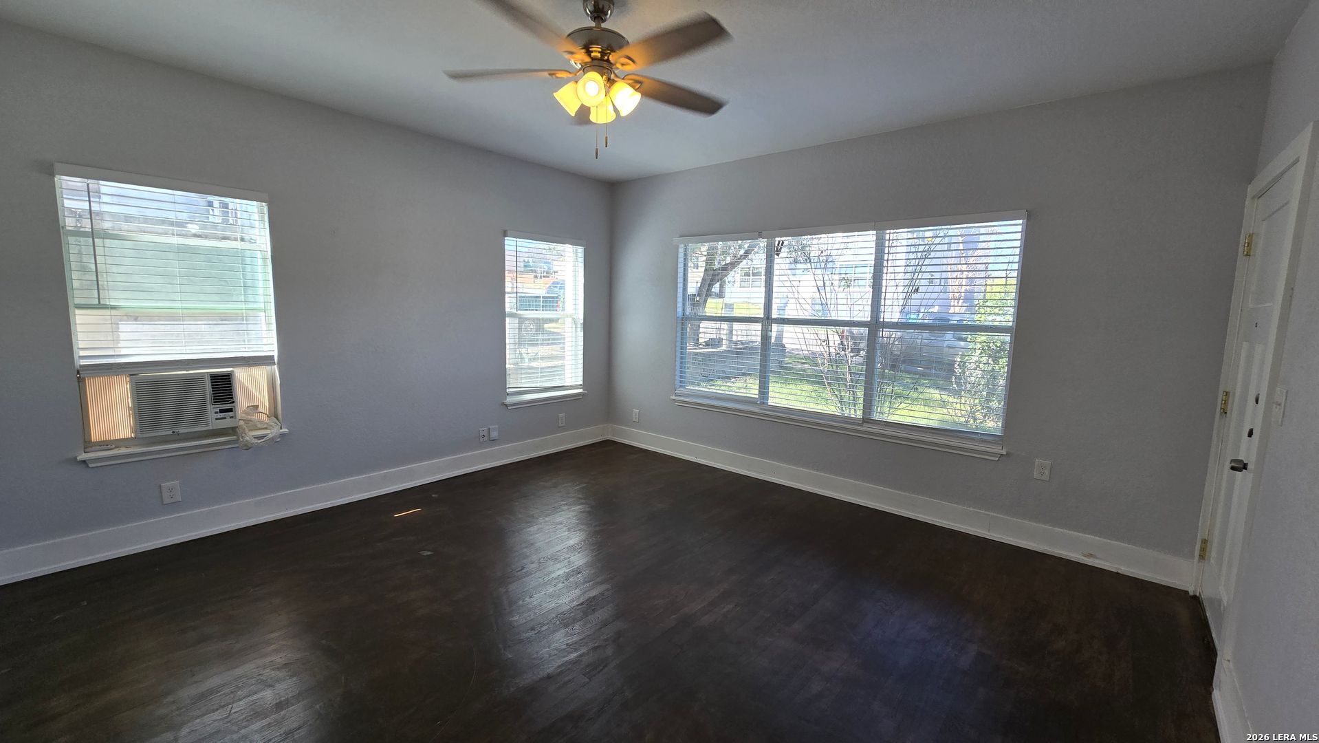 1026 W French Place San Antonio TX 78212