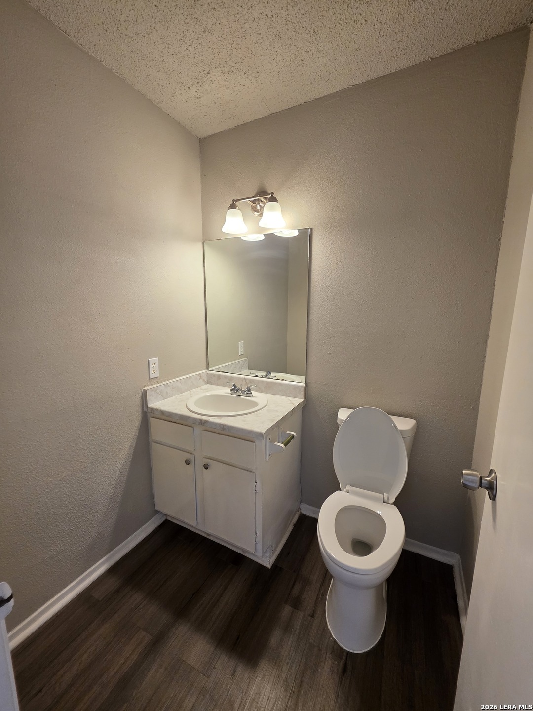 546 Dukeway Universal City TX 78148