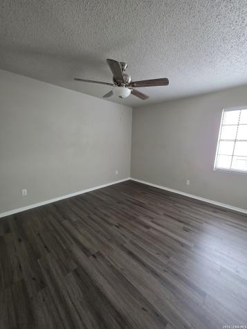 546 Dukeway Universal City TX 78148