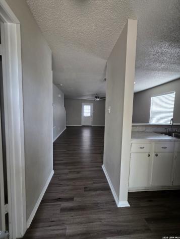 546 Dukeway Universal City TX 78148
