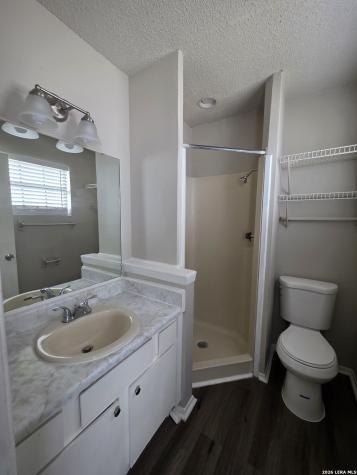 546 Dukeway Universal City TX 78148