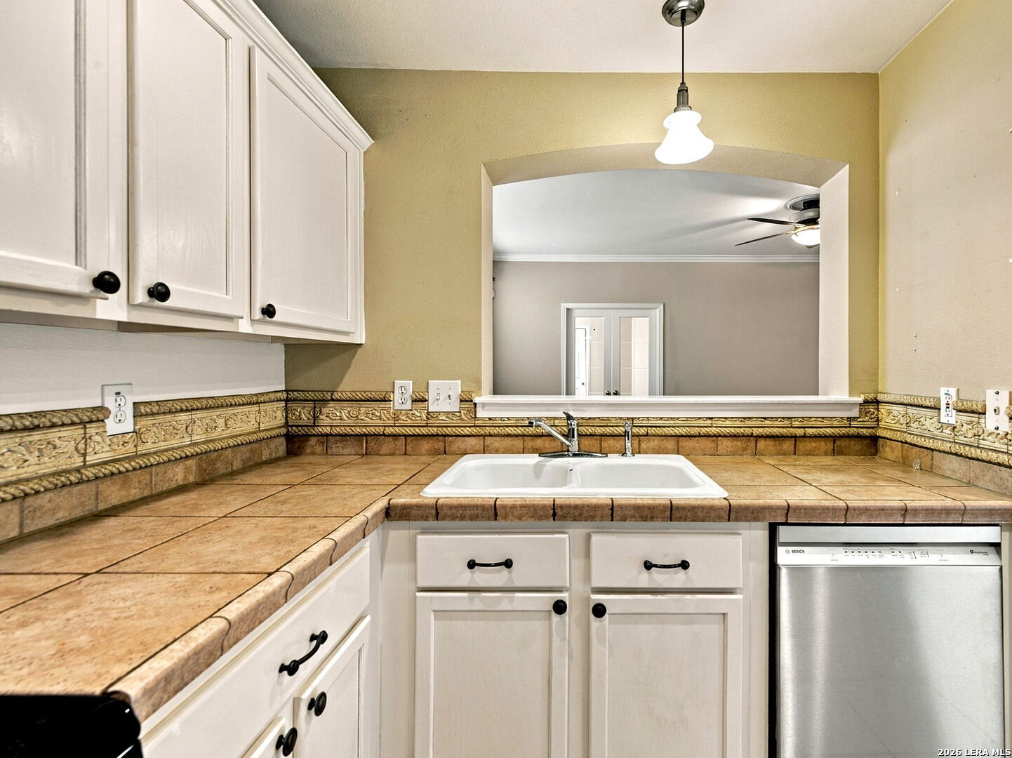6106 Waxford Brook San Antonio TX 78240
