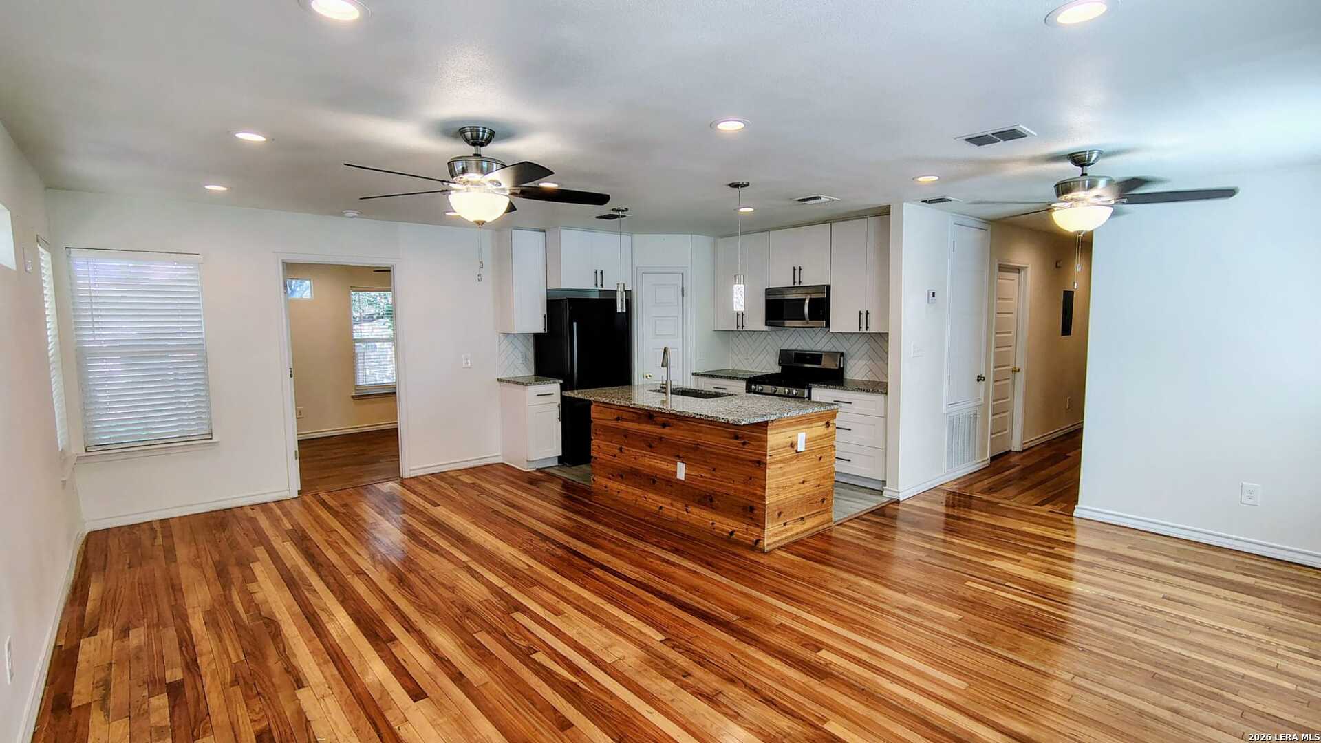 1338 W Elsmere Place San Antonio TX 78201