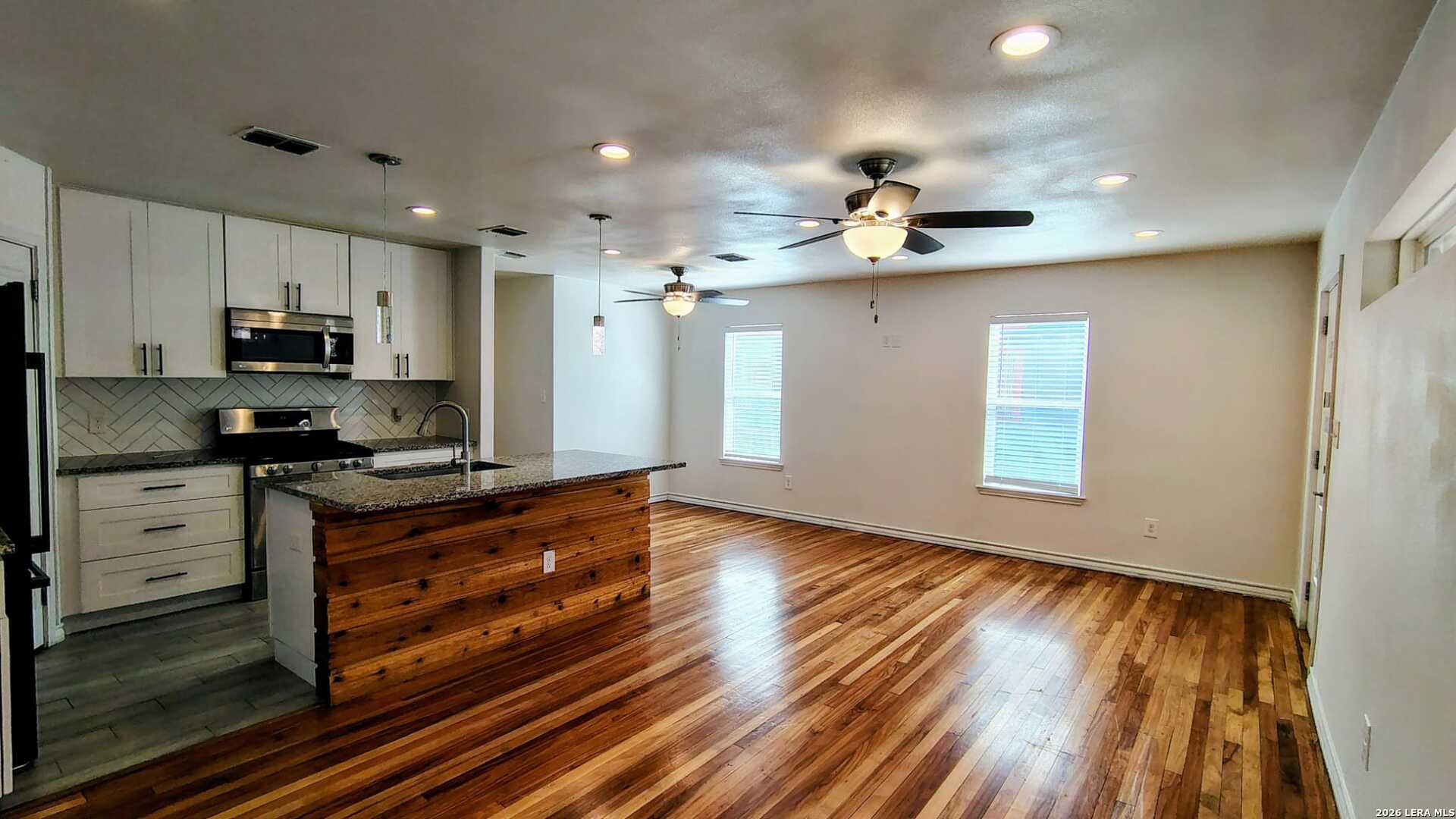 1338 W Elsmere Place San Antonio TX 78201