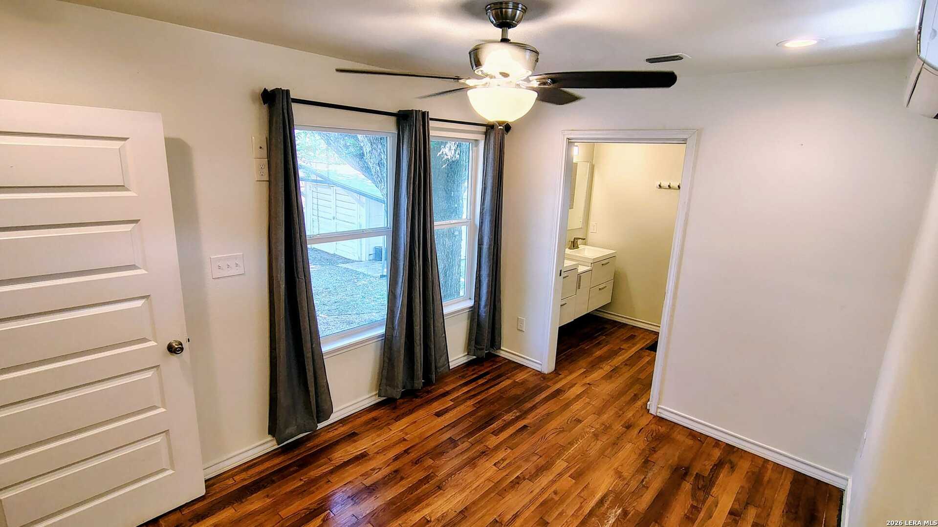 1338 W Elsmere Place San Antonio TX 78201