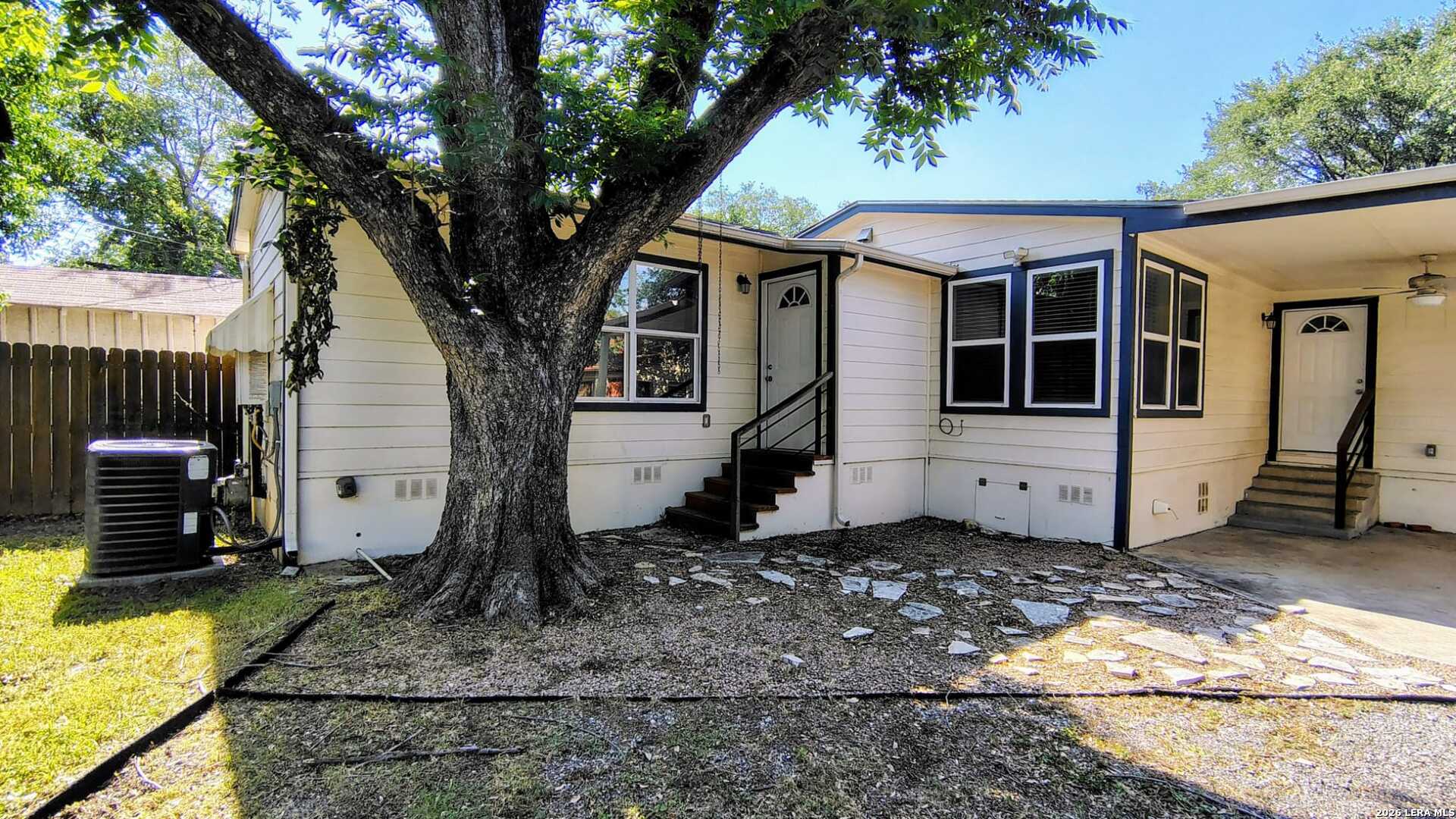 1338 W Elsmere Place San Antonio TX 78201