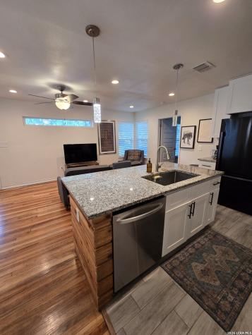 1338 W Elsmere Place San Antonio TX 78201