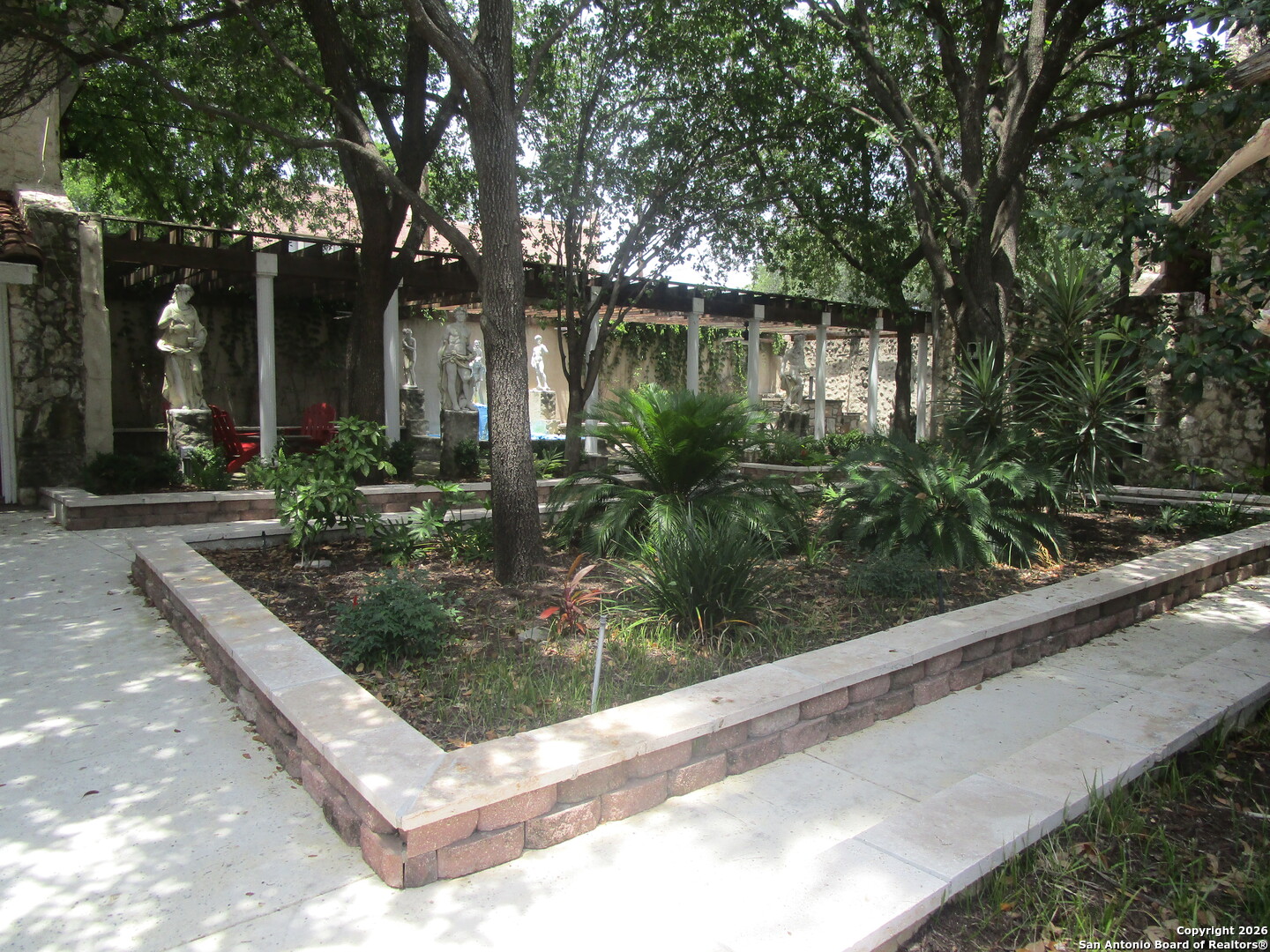 403 W Elsmere Place San Antonio TX 78212