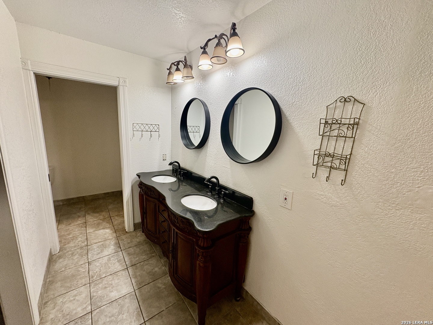 5506 Timberhurst San Antonio TX 78250