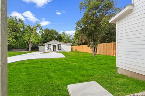 158 S Academy Avenue New Braunfels TX 78130