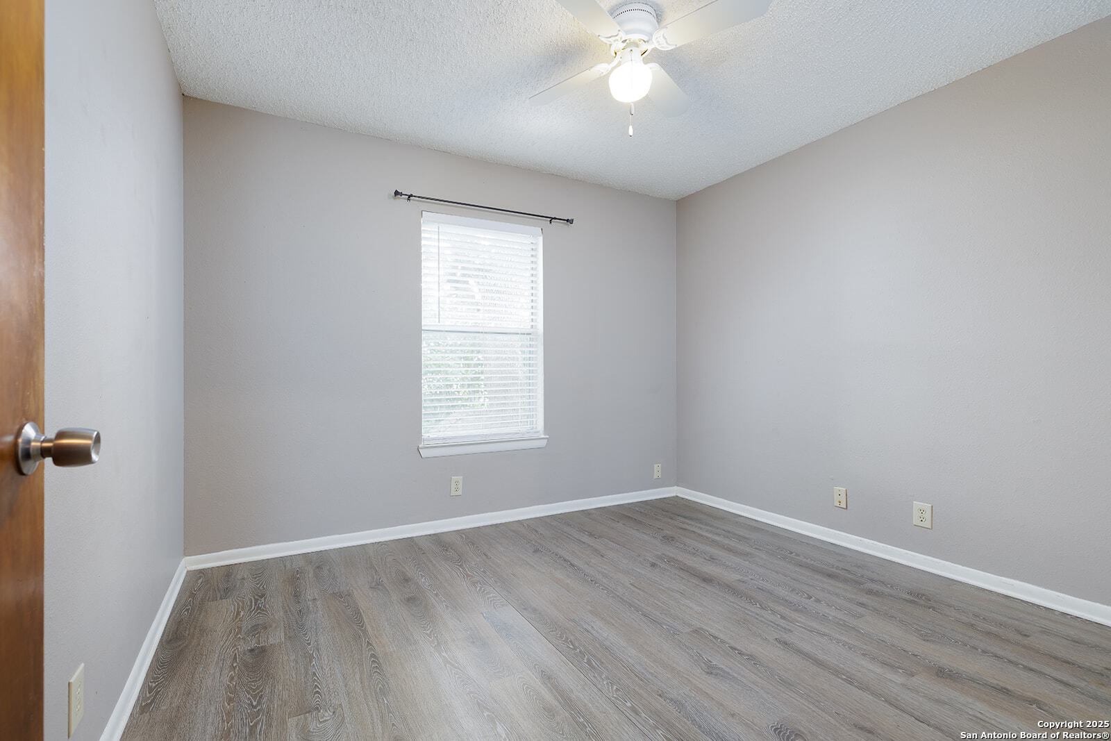 411 N Plant Avenue Boerne TX 78006