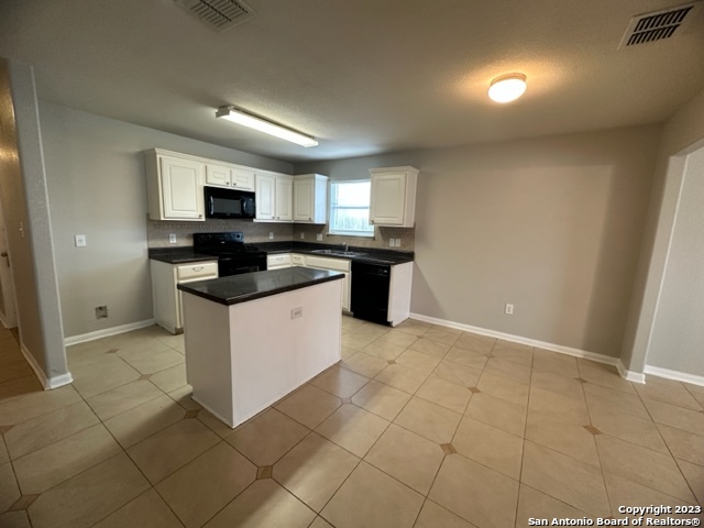 6014 Bear Canyon San Antonio TX 78252
