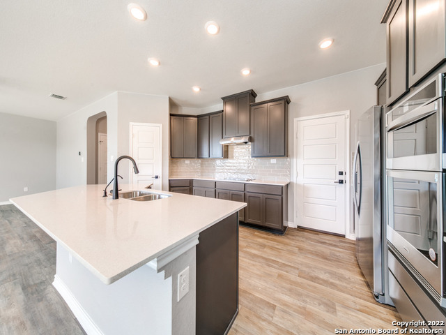 26006 Los Mirasoles Boerne TX 78015