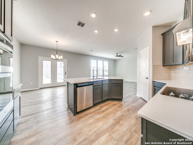 26006 Los Mirasoles Boerne TX 78015