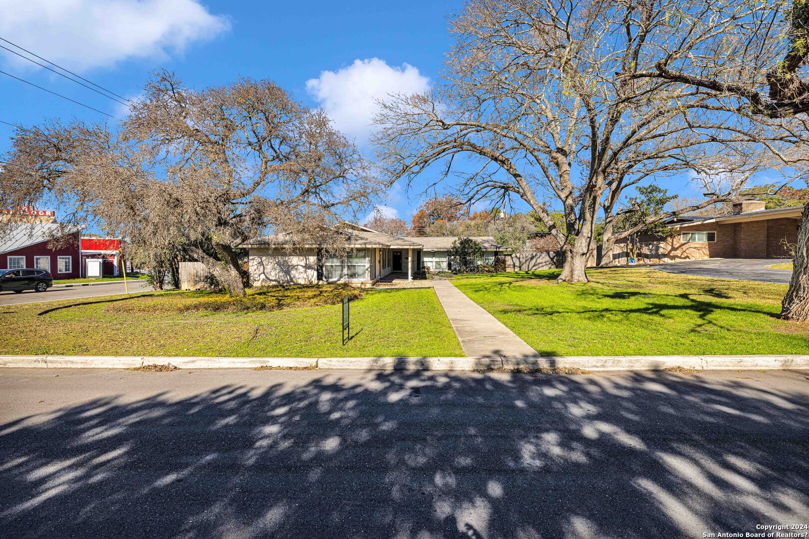 103 Oakhurst Place San Antonio TX 78209