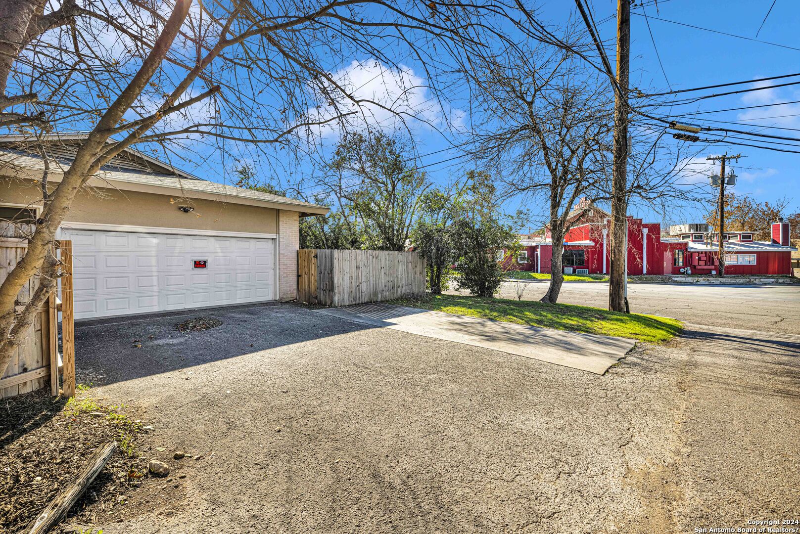 103 Oakhurst Place San Antonio TX 78209