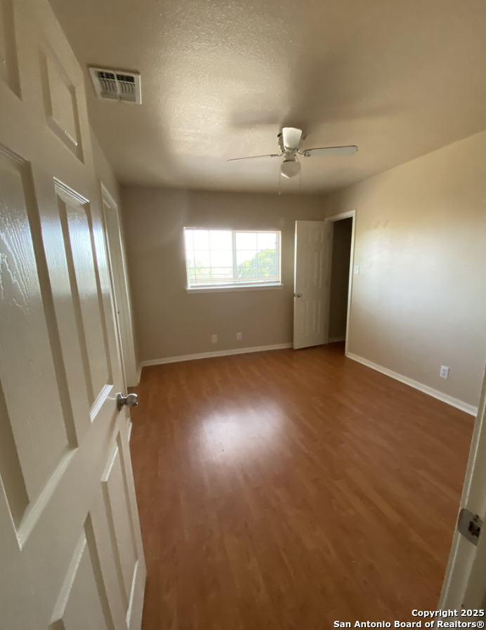 143 Chapel Hill San Antonio TX 78240