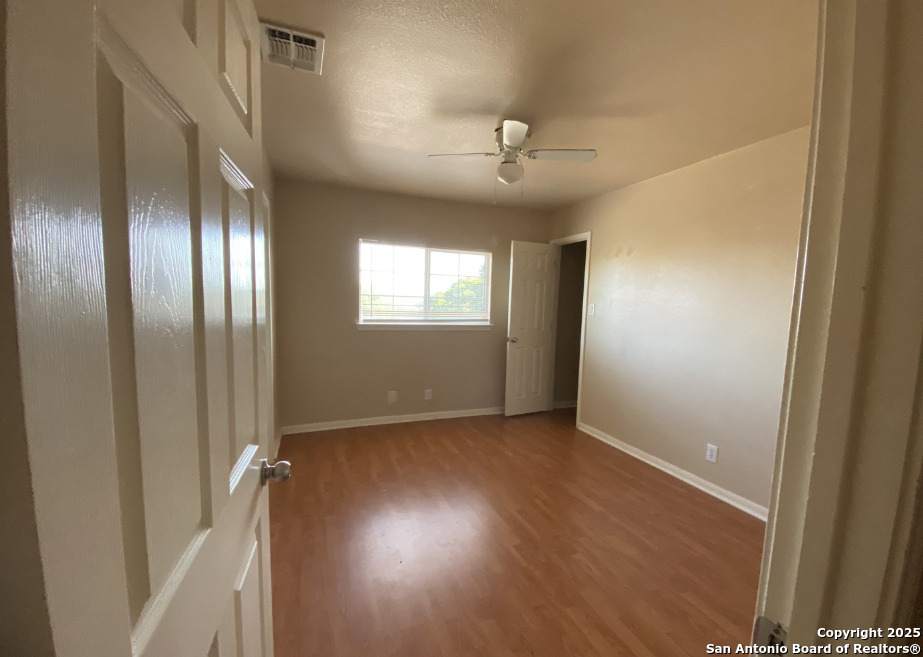 143 Chapel Hill San Antonio TX 78240