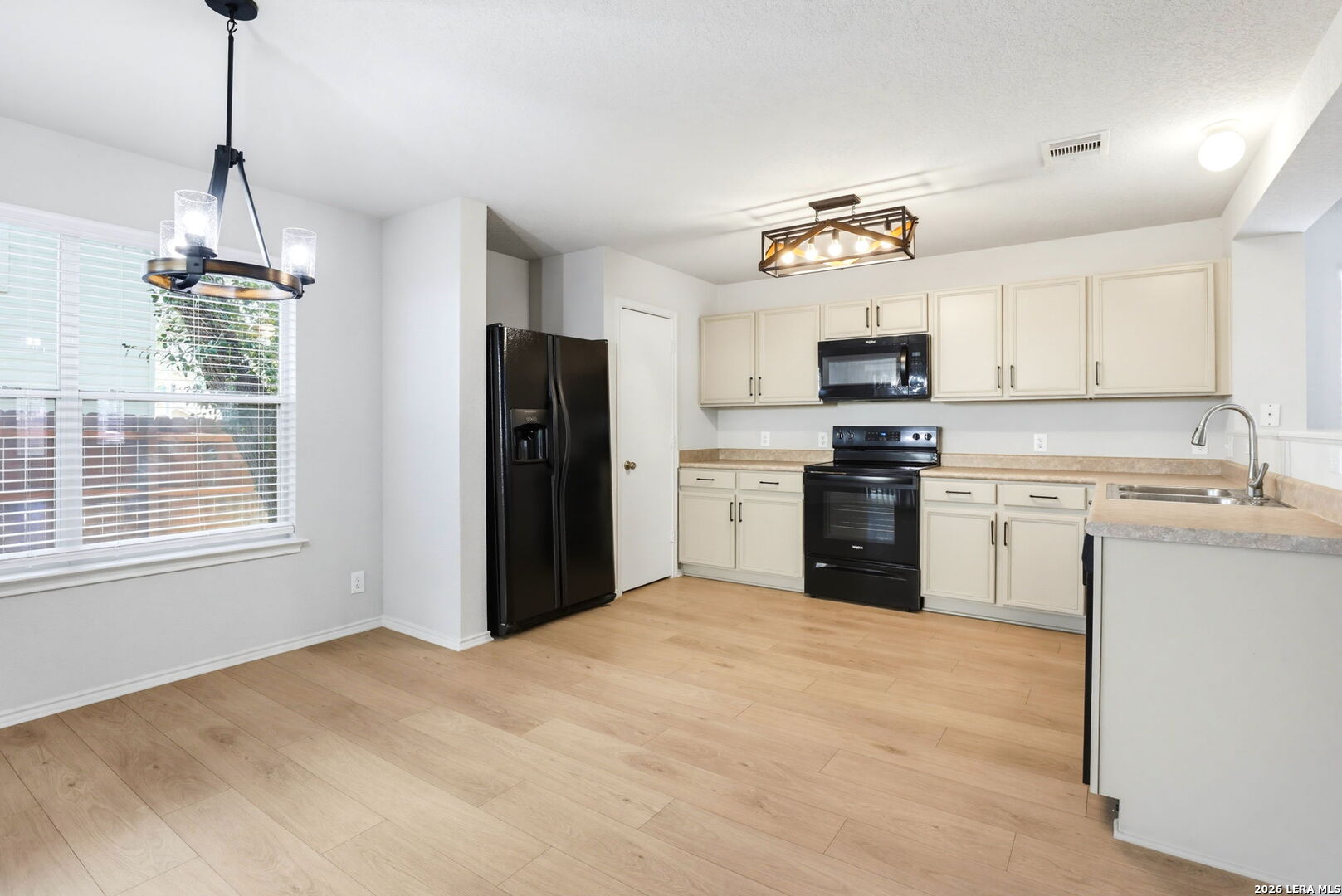 146 Cindy Lou Drive San Antonio TX 78249