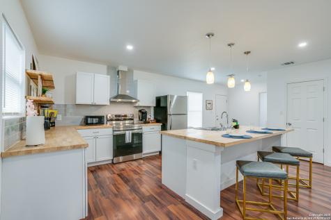 1039 Mckinley Avenue San Antonio TX 78210