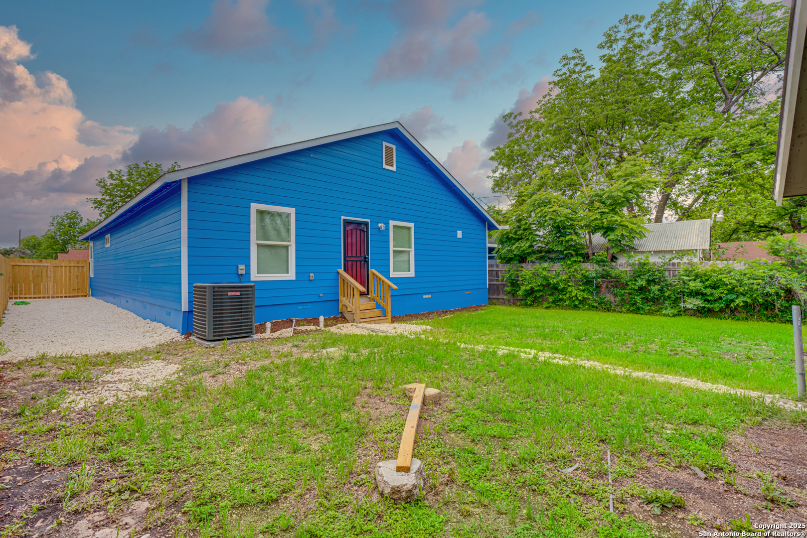 1039 Mckinley Avenue San Antonio TX 78210