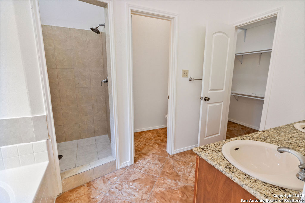 319 County Road 386 San Antonio TX 78253