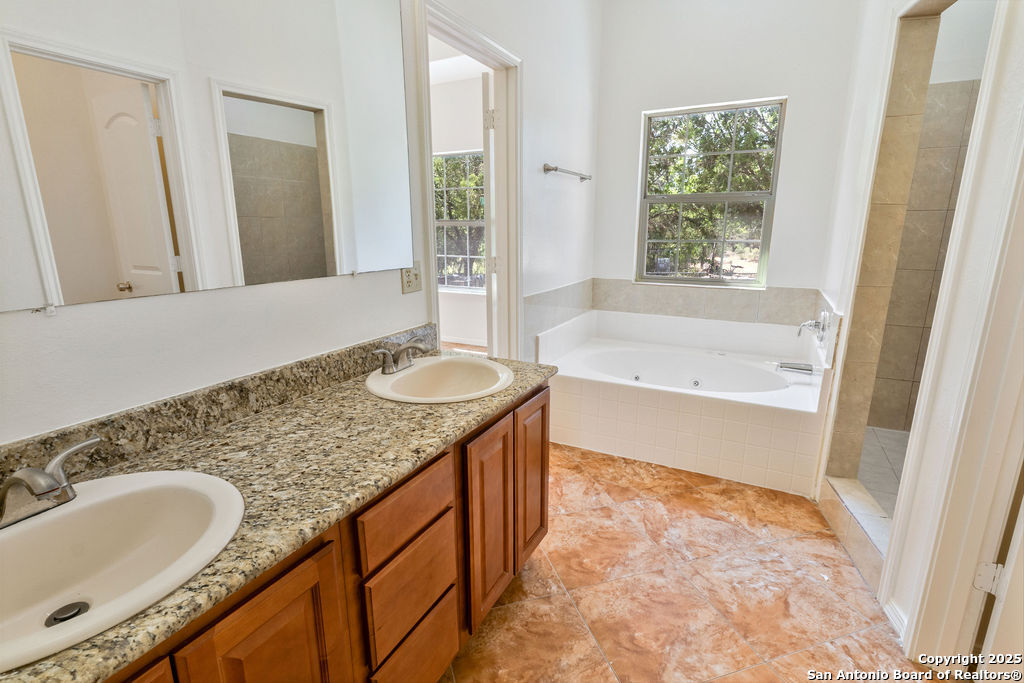 319 County Road 386 San Antonio TX 78253