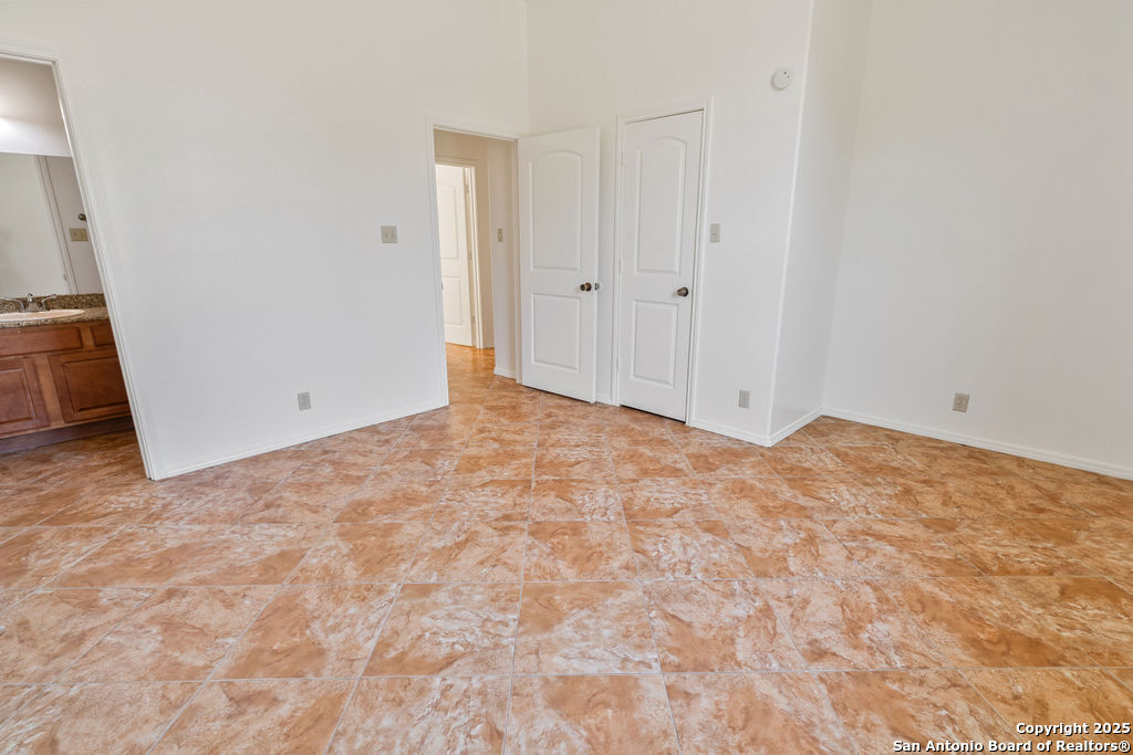 319 County Road 386 San Antonio TX 78253