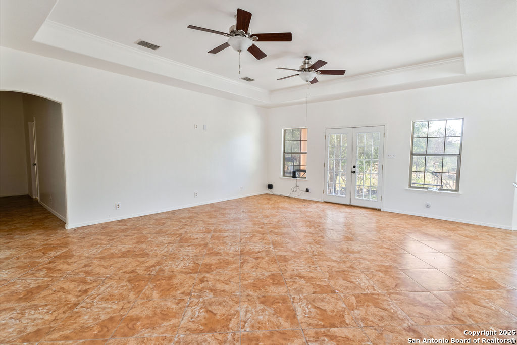 319 County Road 386 San Antonio TX 78253