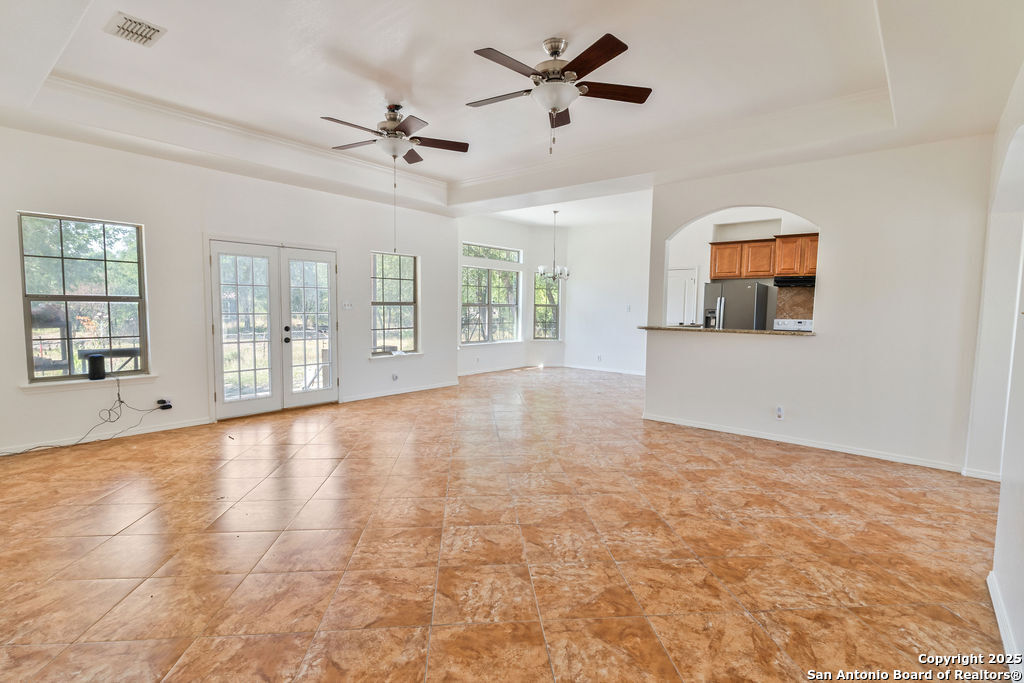 319 County Road 386 San Antonio TX 78253