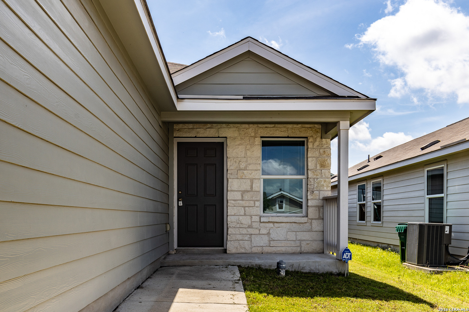2822 Millikan Drive Converse TX 78109