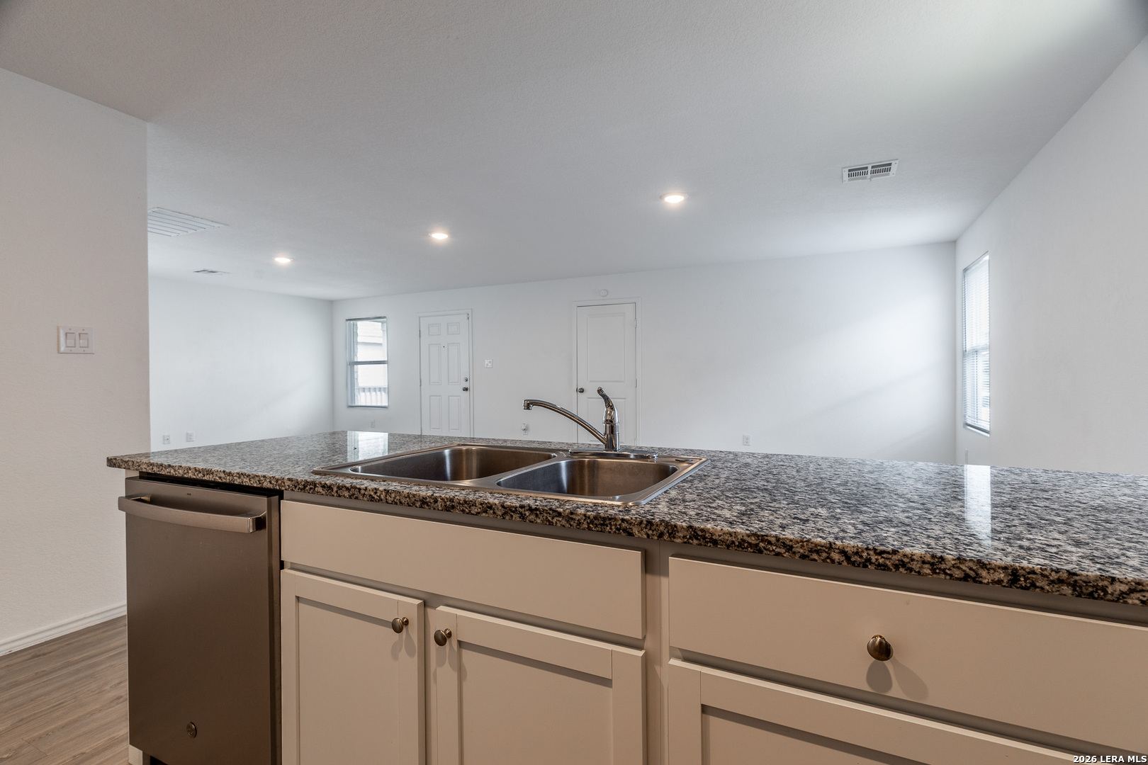 2822 Millikan Drive Converse TX 78109