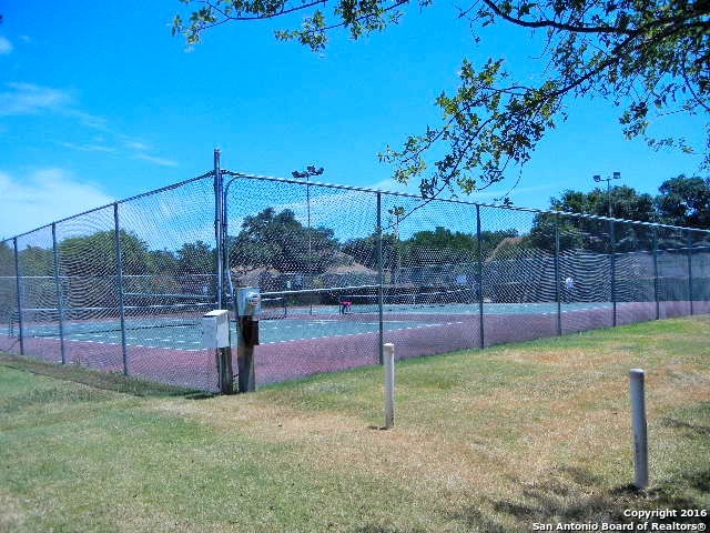9731 Knob Oak San Antonio TX 78250